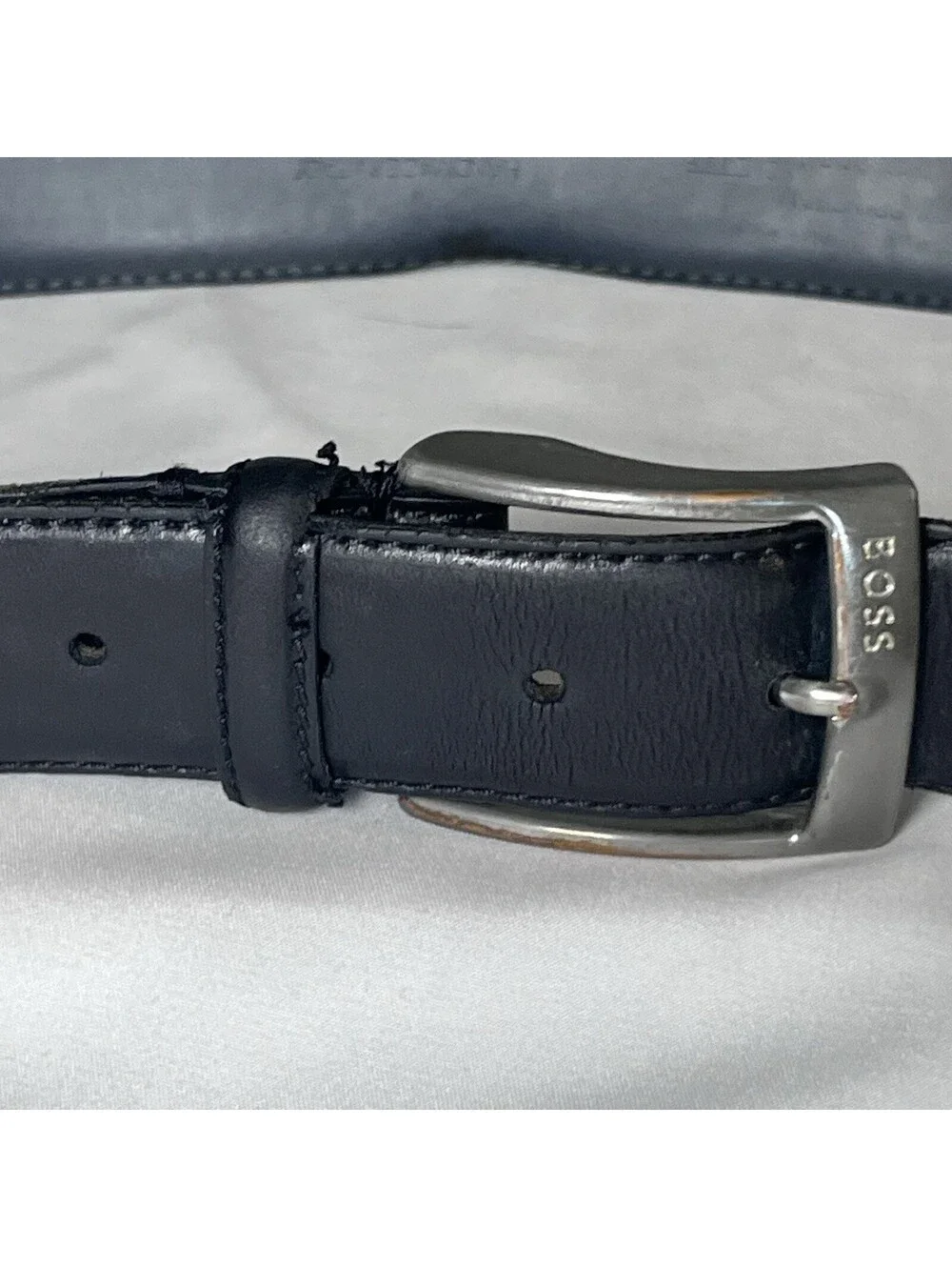 HUGO BOSS-Black Calfskin Leather Belt-Size 46-Made in Italy